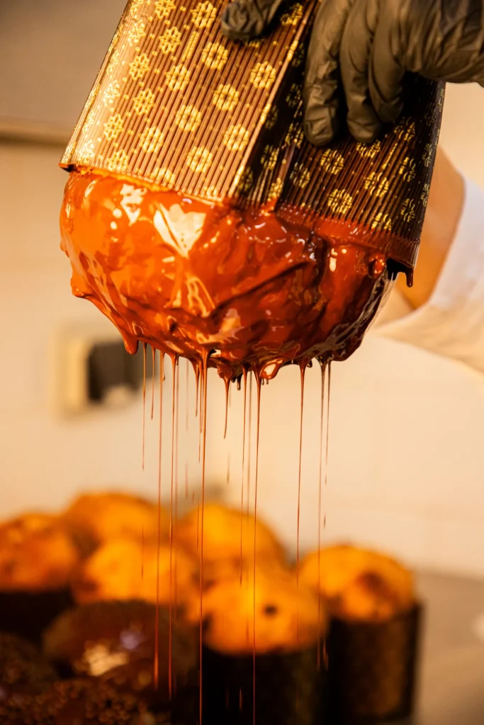 Panettone al cioccolato della Pasticceria Stella a Lucca